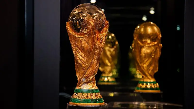 FIFA World Cup 2026: मेसी ने रचा इतिहास, एम्बापे का डबल धमाका, अर्जेंटीना और फ्रांस अगले दौर में पहुंचे