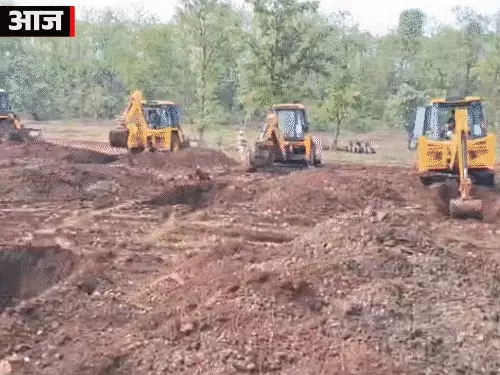 डवा में 200 एकड़ जंगल से हटाया अतिक्रमण, 600 कर्मचारियों और 30 जेसीबी के साथ चला मेगा अभियान