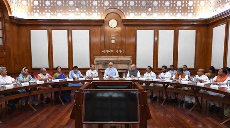 मोदी कैबिनेट में बड़ा फेरबदल संभव! 6 मंत्रियों की हो सकती है छुट्टी, 9 नए चेहरों की एंट्री की चर्चा