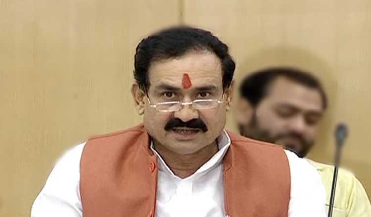 नरोत्तम मिश्र बोले- दूल्हा पीछे आ रहा है, माला उसे पहनाओ; दतिया उपचुनाव प्रचार में बयान बना चर्चा का विषय