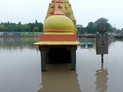 देशभर में मानसून का कहर: उज्जैन में क्षिप्रा नदी उफान पर, हिमाचल में लैंडस्लाइड, गुजरात में बच्चे बहे, कई राज्यों में भारी बारिश का अलर्ट