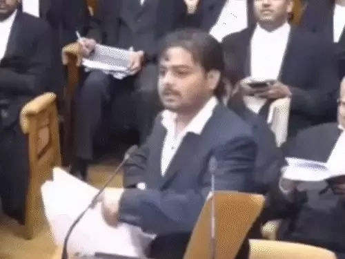 सुप्रीम कोर्ट में वकील का हंगामा: CJI के लिए अपशब्द बोले, कोर्ट में फाइल फेंकी, सिक्योरिटी ने बाहर निकाला