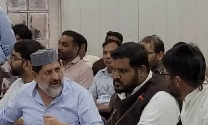 भोपाल मास्टर प्लान पर दिशा समिति की बैठक में हंगामा, कांग्रेस विधायक आरिफ मसूद और आतिफ अकील वॉकआउट कर बाहर निकले
